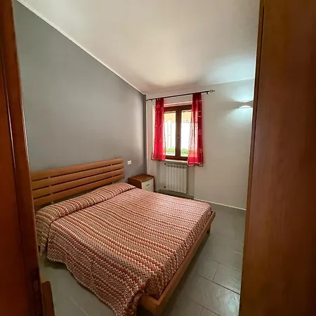 Appartamenti Santa Domenica Apartment