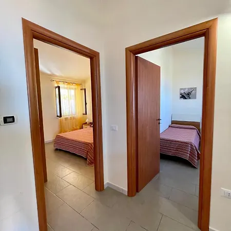 Appartamenti Santa Domenica Apartment *